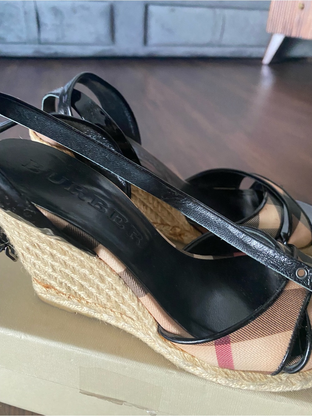 Burberry Black and Beige Check Patent Leather Slingback Heels - Picture 6 of 7